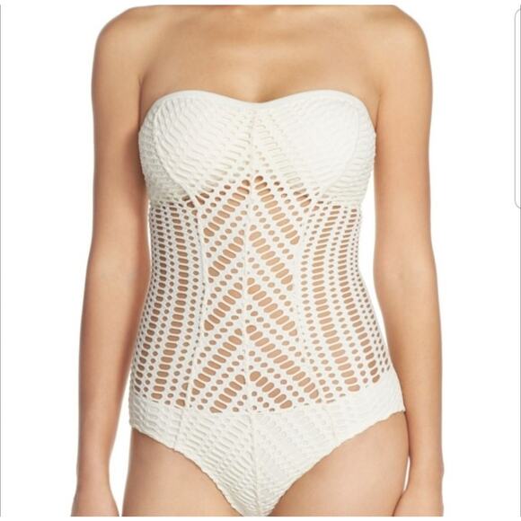 Robin Piccone Mitered Sophia Convertible One Piece Swimsuit Size 4 Crochet Beach - Picture 1 of 14